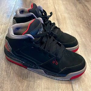 JORDAN FLIGHT ORIGIN size 5.5 men 7-7.5 women